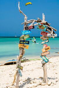 beach photoshoot in aruba